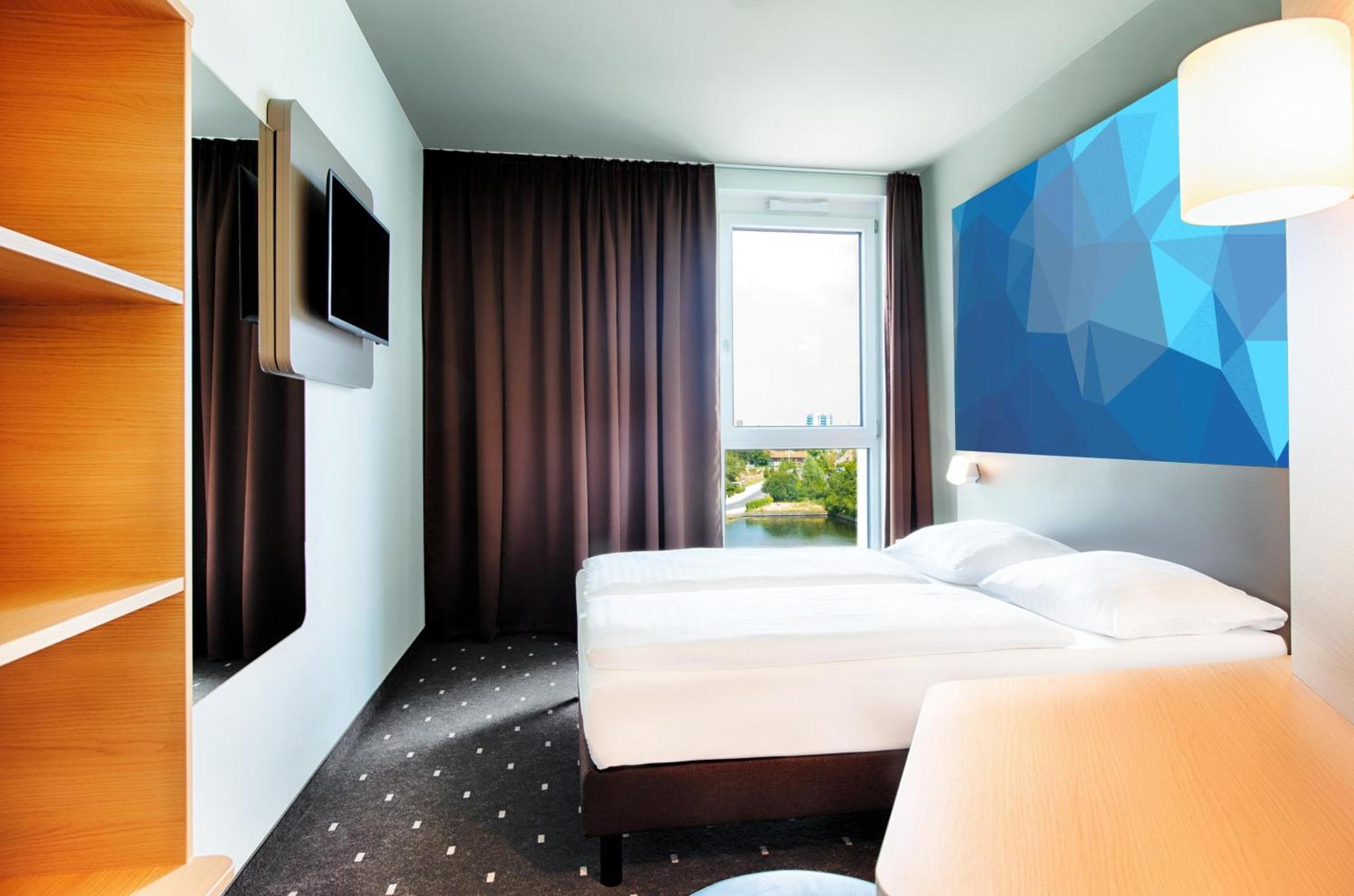 B&B Hotel Frankfurt-Hbf Frankfurt am Main Bagian luar foto