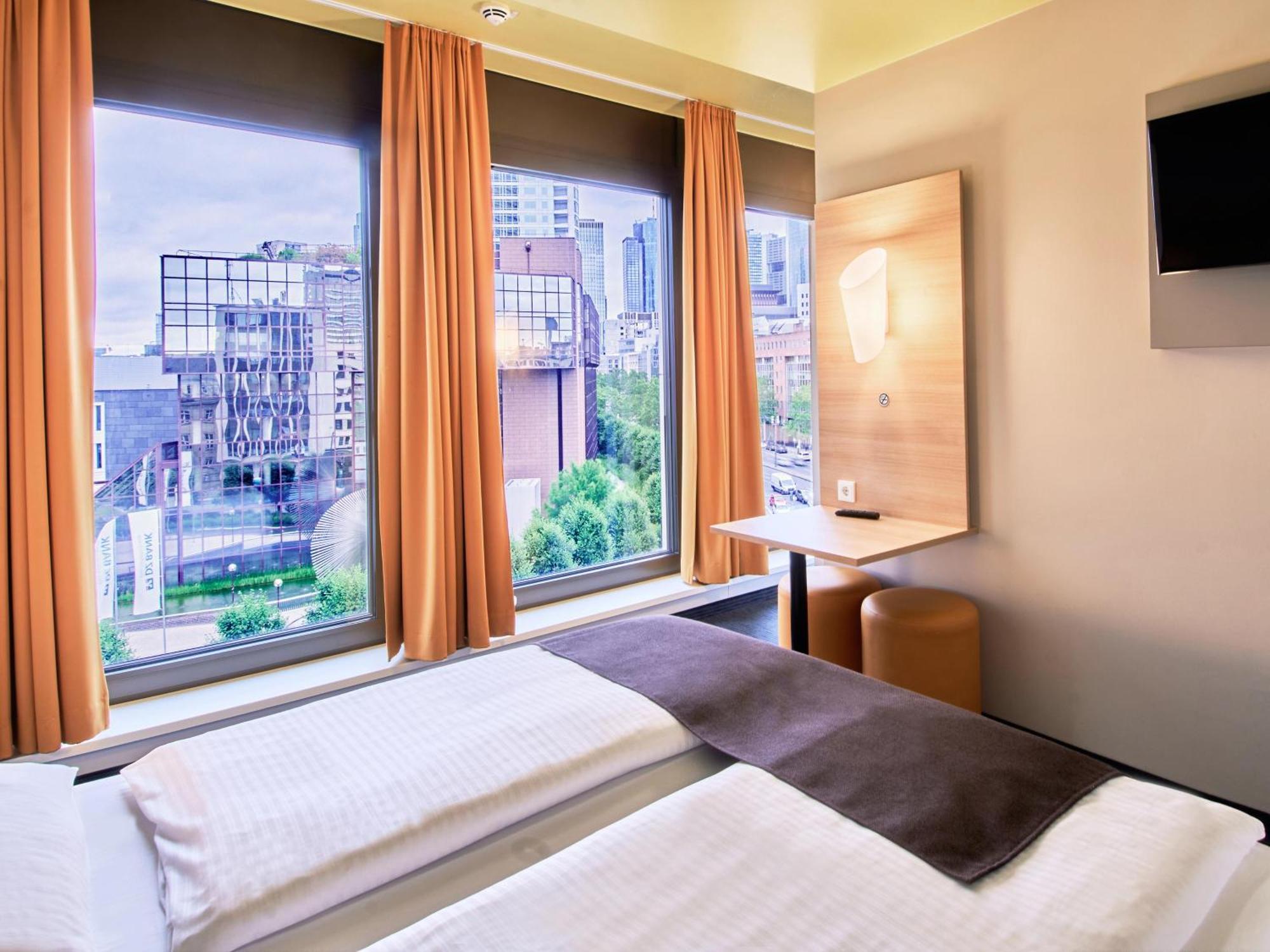 B&B Hotel Frankfurt-Hbf Frankfurt am Main Bagian luar foto