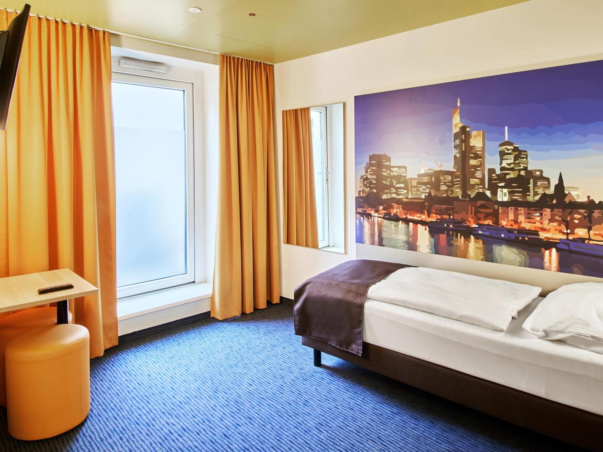 B&B Hotel Frankfurt-Hbf Frankfurt am Main Bagian luar foto