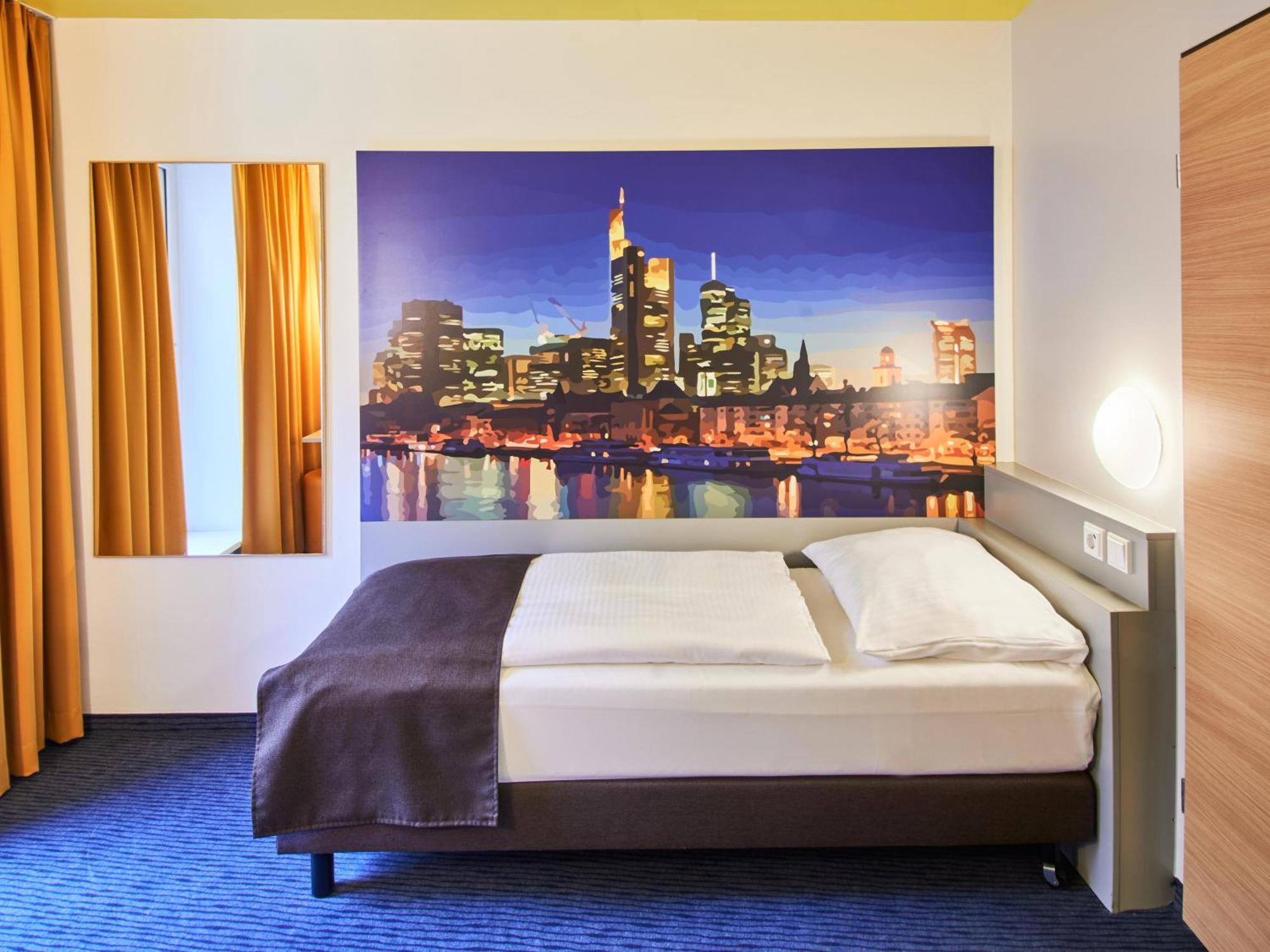 B&B Hotel Frankfurt-Hbf Frankfurt am Main Bagian luar foto